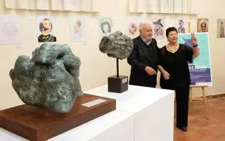 Fallece el escultor y pintor Pepe Azorín, creador de la emblemática mano de la UA