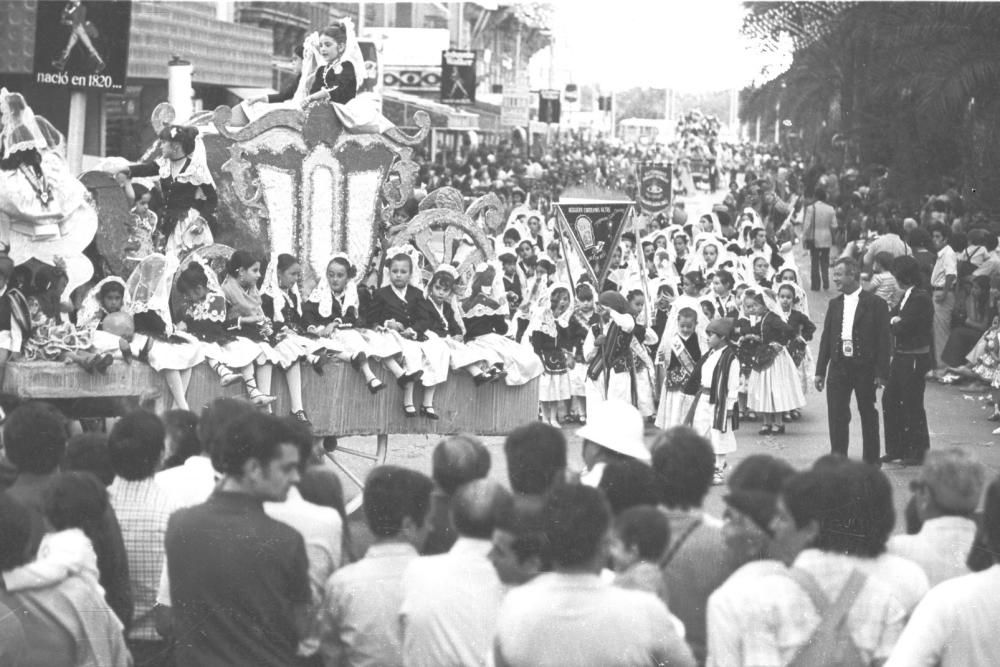 Cabalgata infantil, 1968