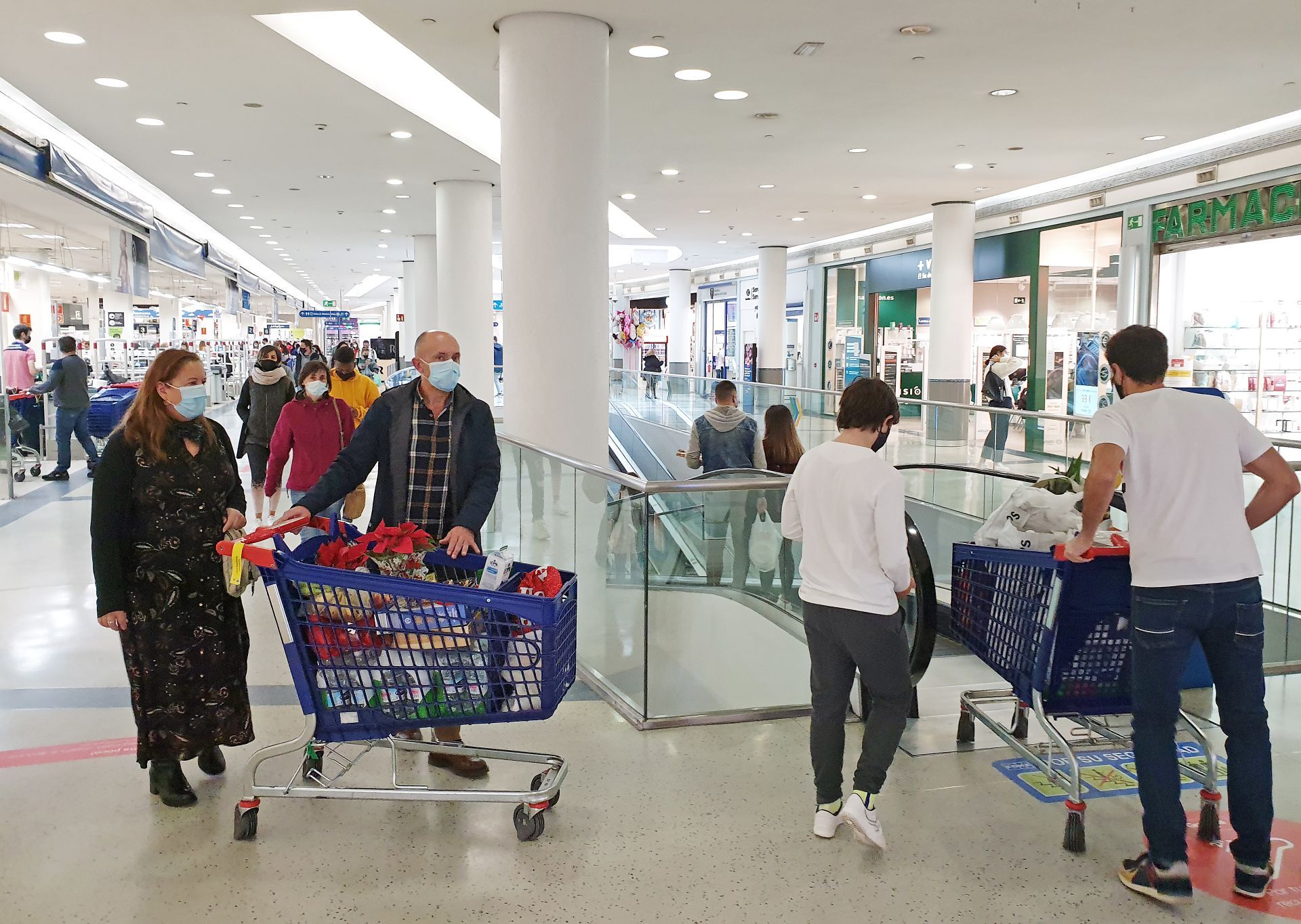 Así ha vivido Vigo el primer sábado de cierre de la hostelería