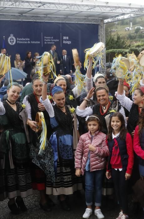 Así fue la visita real a Asiegu, Pueblo Ejemplar