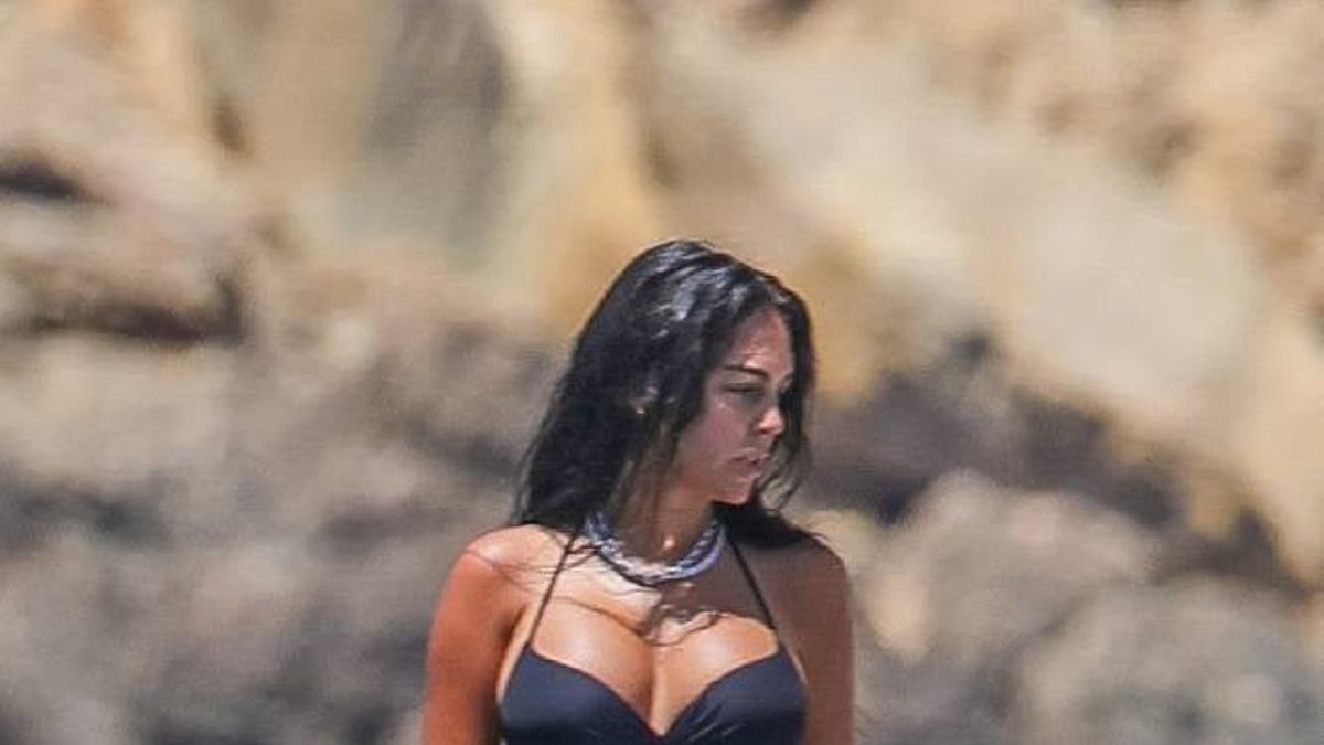 Georgina Rodríguez y los bikinis de Calzedonia que... ¡Pueden ser tuyos!