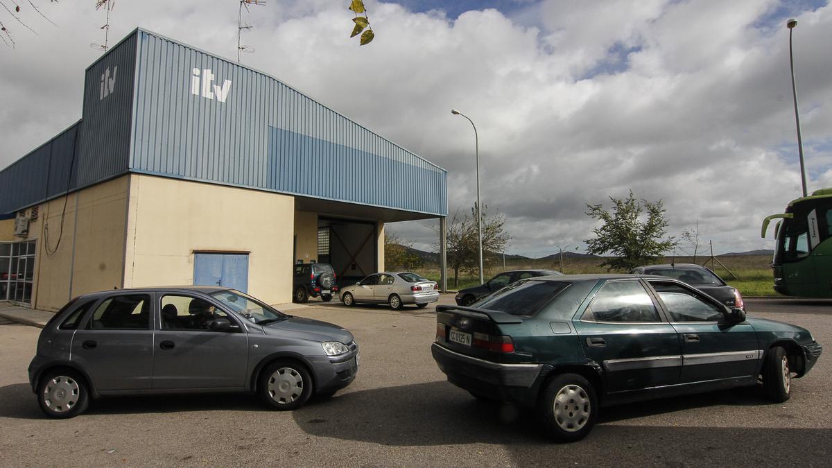 Estación de ITV en Cáceres.