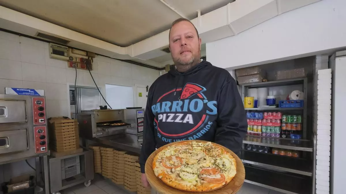 ¿A qué sabe Guanarteme? Una pizzería le pone ingredientes a los barrios de Las Palmas de Gran Canaria