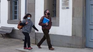 Demanen 11 mesos de presó per als pares de Cangas del Narcea que no porten els seus fills a classe per la Covid