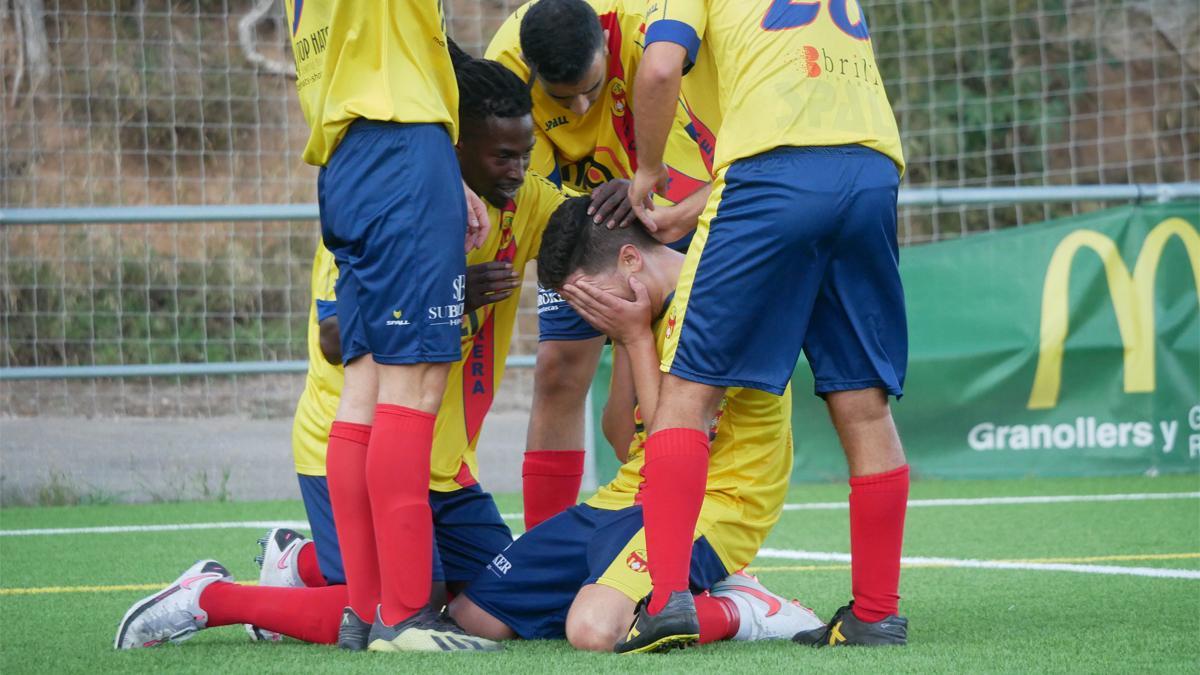 David Jiménez, hijo de Antonio, rompió a llorar tras marcar con la UD Cirera