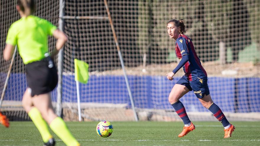 El Levante Femenino renueva a Núria Mendoza