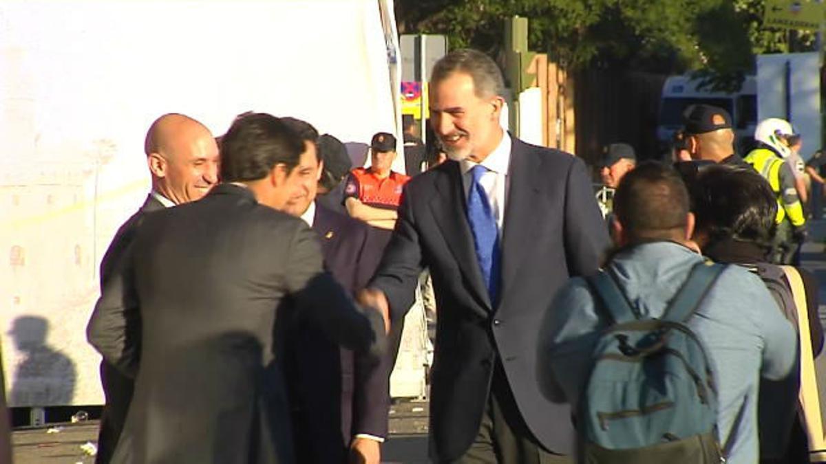 Felipe VI, pitado a su llegada al Villamarín