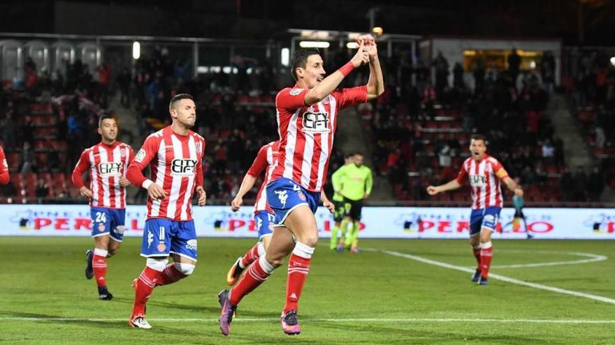 El Córdoba cae en Girona (2-0)