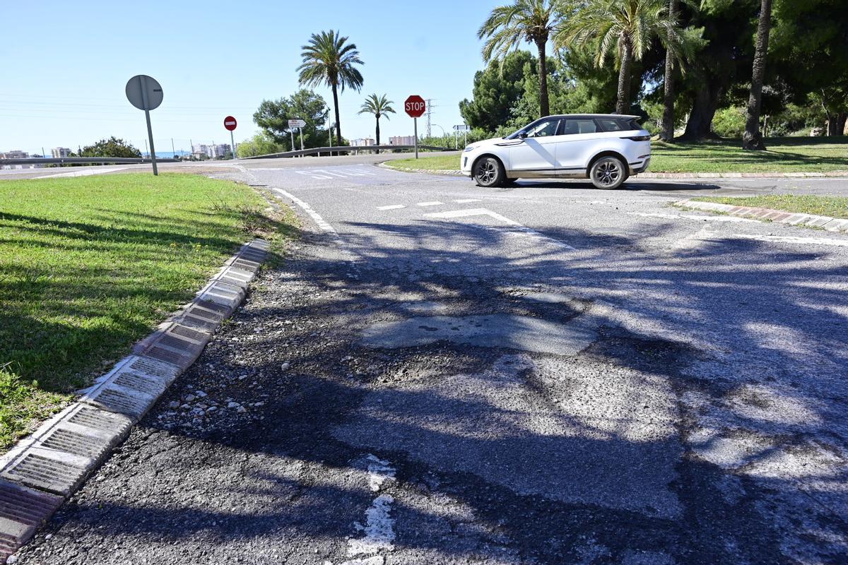 Deplorable estado del firme de las carreteras de Castellón Deplorable estado del firme de las carreteras de Castellón