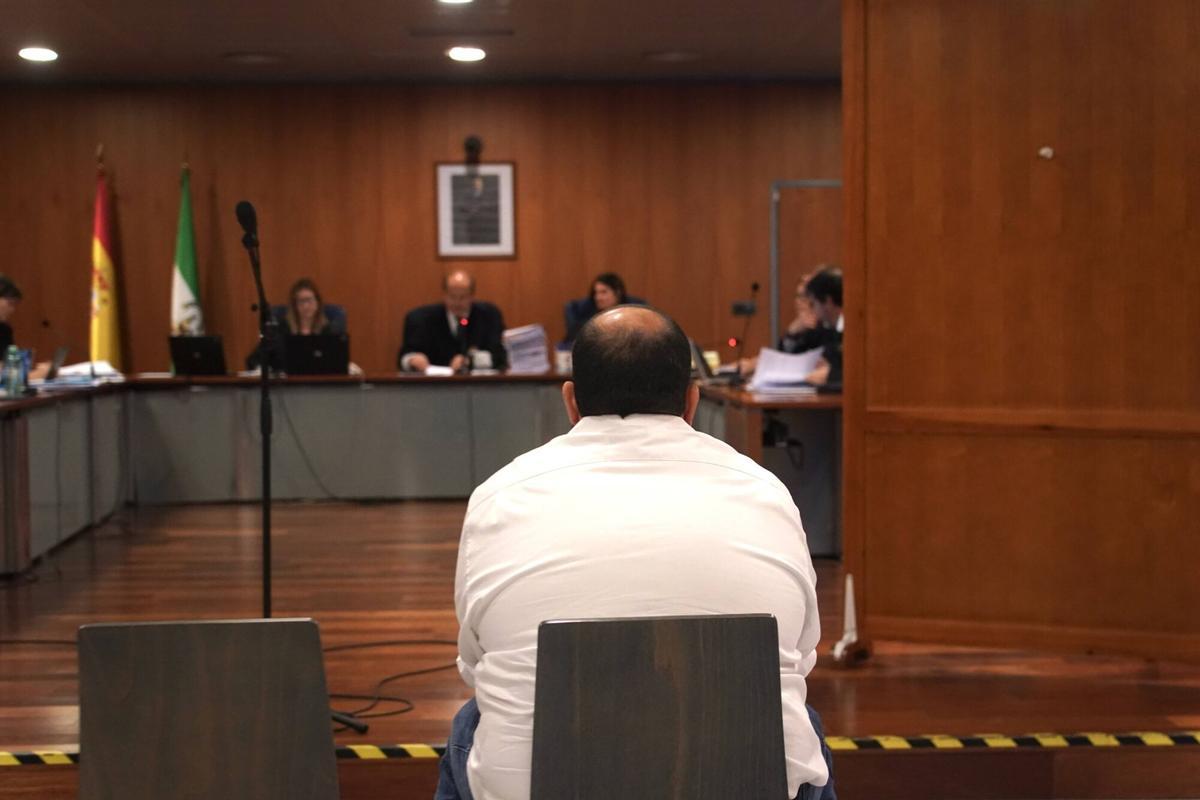 MLG 25-05-2026.-Juicio del cura que oficiaba en una iglesia de Vélez Málaga, que abusó de cuatro feligresas drogándolas