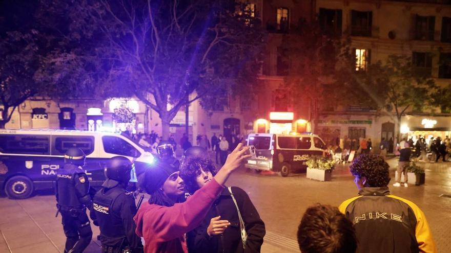 Tensión en la convocatoria de Blocus Mallorca en Palma: la Policía interviene y sofoca los altercados con siete menores identificados