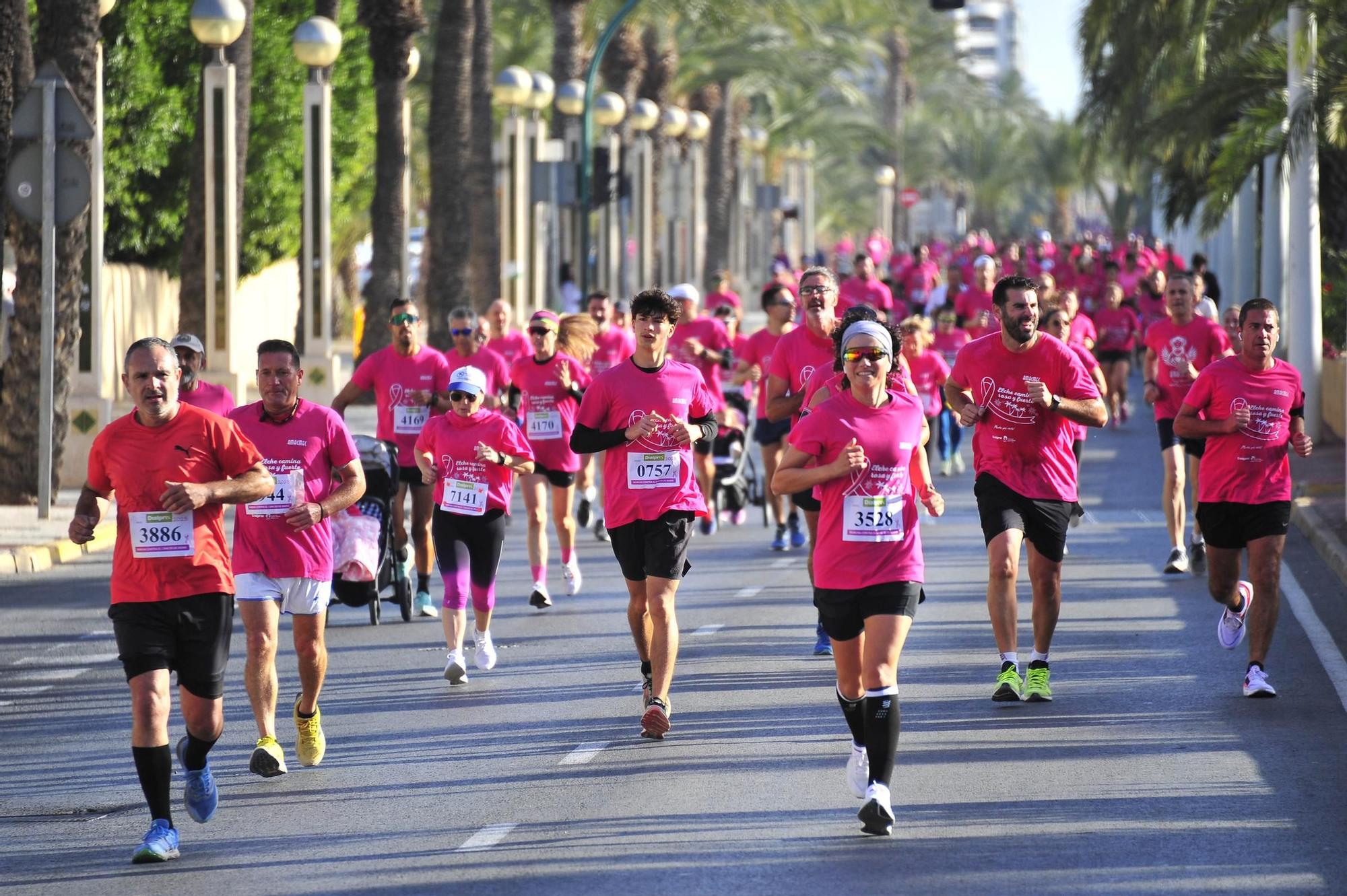 Una marea rosa imparable contra el cáncer de mama en Elche