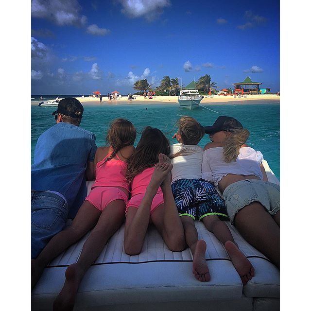 Hailey Baldwin de vacaciones con la familia de Justin Bieber