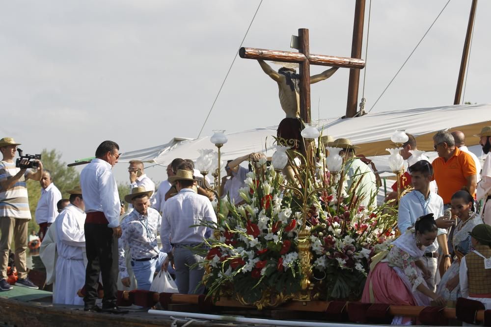 Encuentro de los Cristos de El Palmar, Catarroja, Silla y Massanassa en el Lago de la Albufera