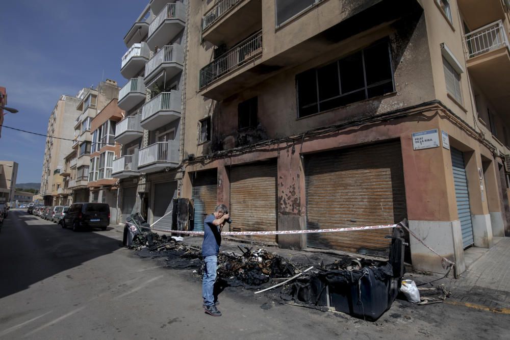 Alarma por el incendio de varios contenedores en Palma