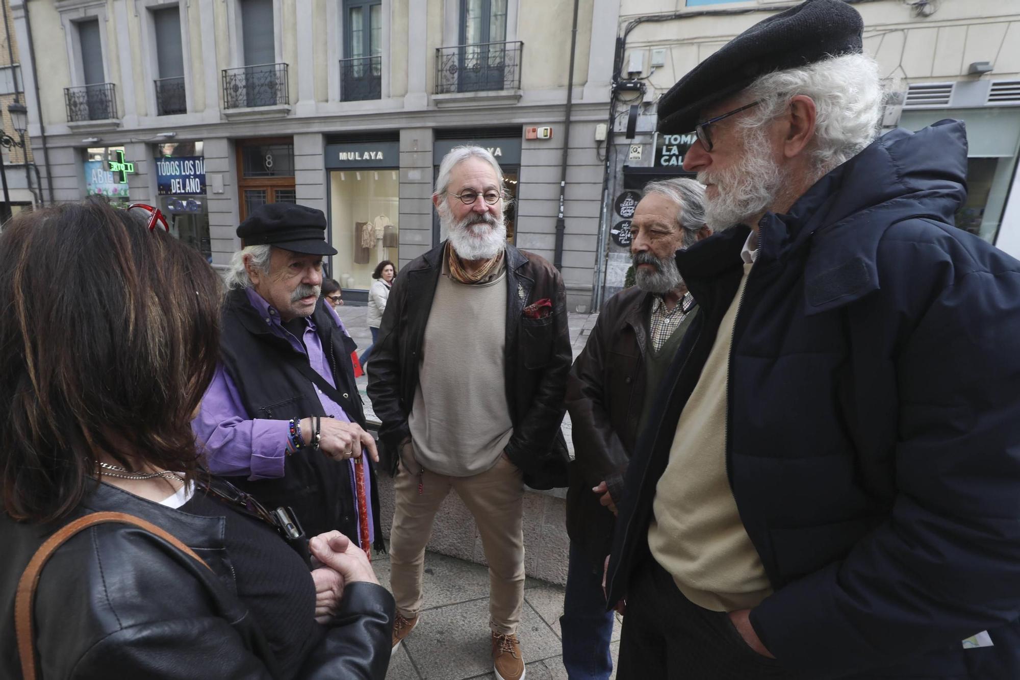 Emotivo adiós en Oviedo a Fernández-Rañada, "una persona entrañable y un trabajador minucioso"