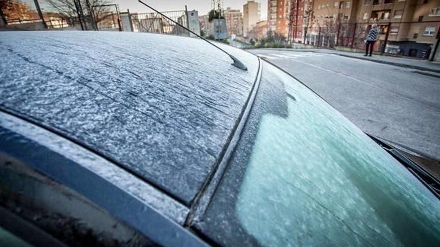 Las bajas temperaturas continúan dejando heladas en las comarcas de interior