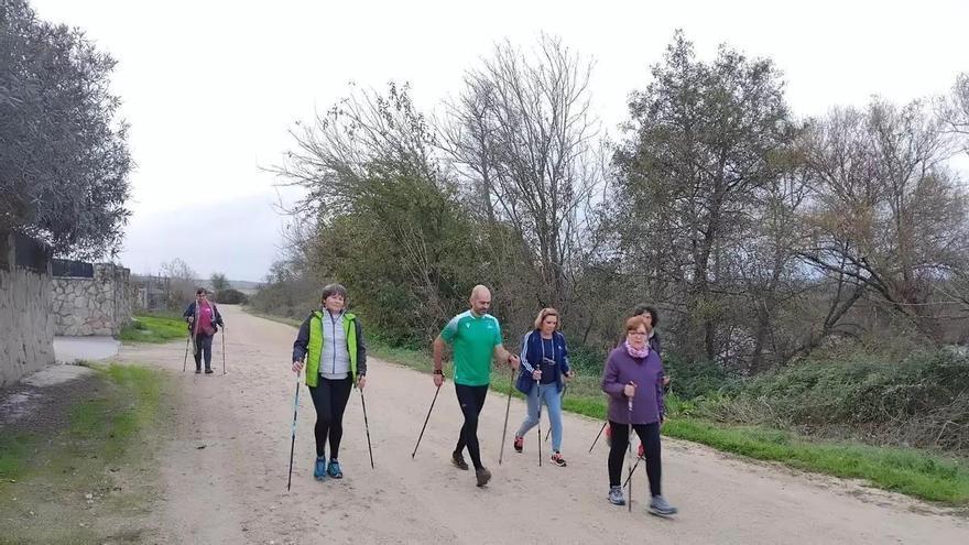 La Marcha Nórdica no se celebrará el día 25 como estaba previsto en Coria y está a la espera de nueva fecha