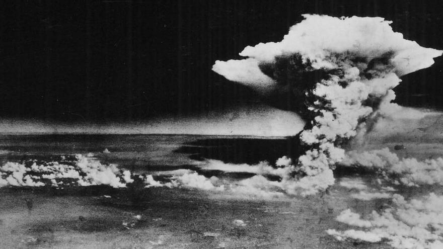 Una imagen de la bomba atómica lanzada sobre Hiroshima.