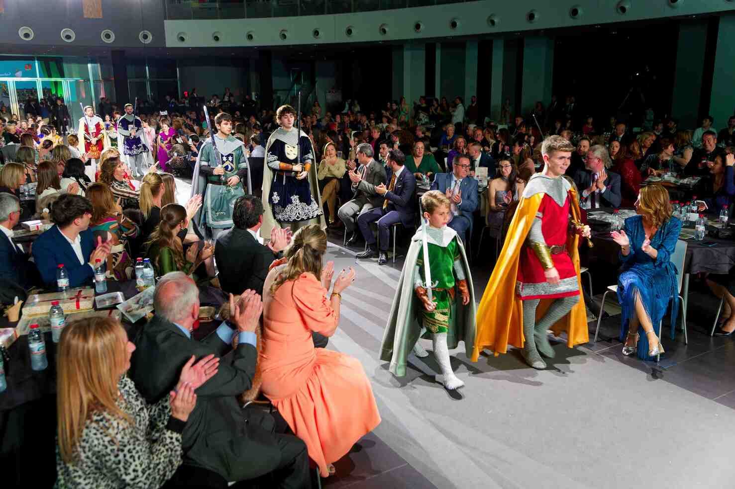 Les imatges de la Galania per la reina infantil