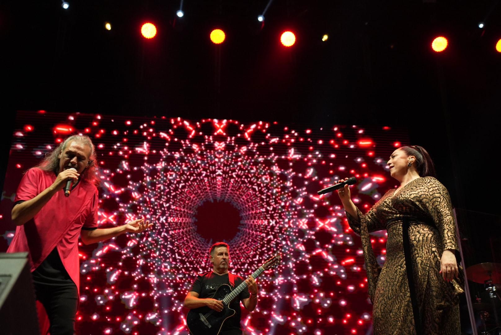 Noche inolvidable de Camela en Córdoba
