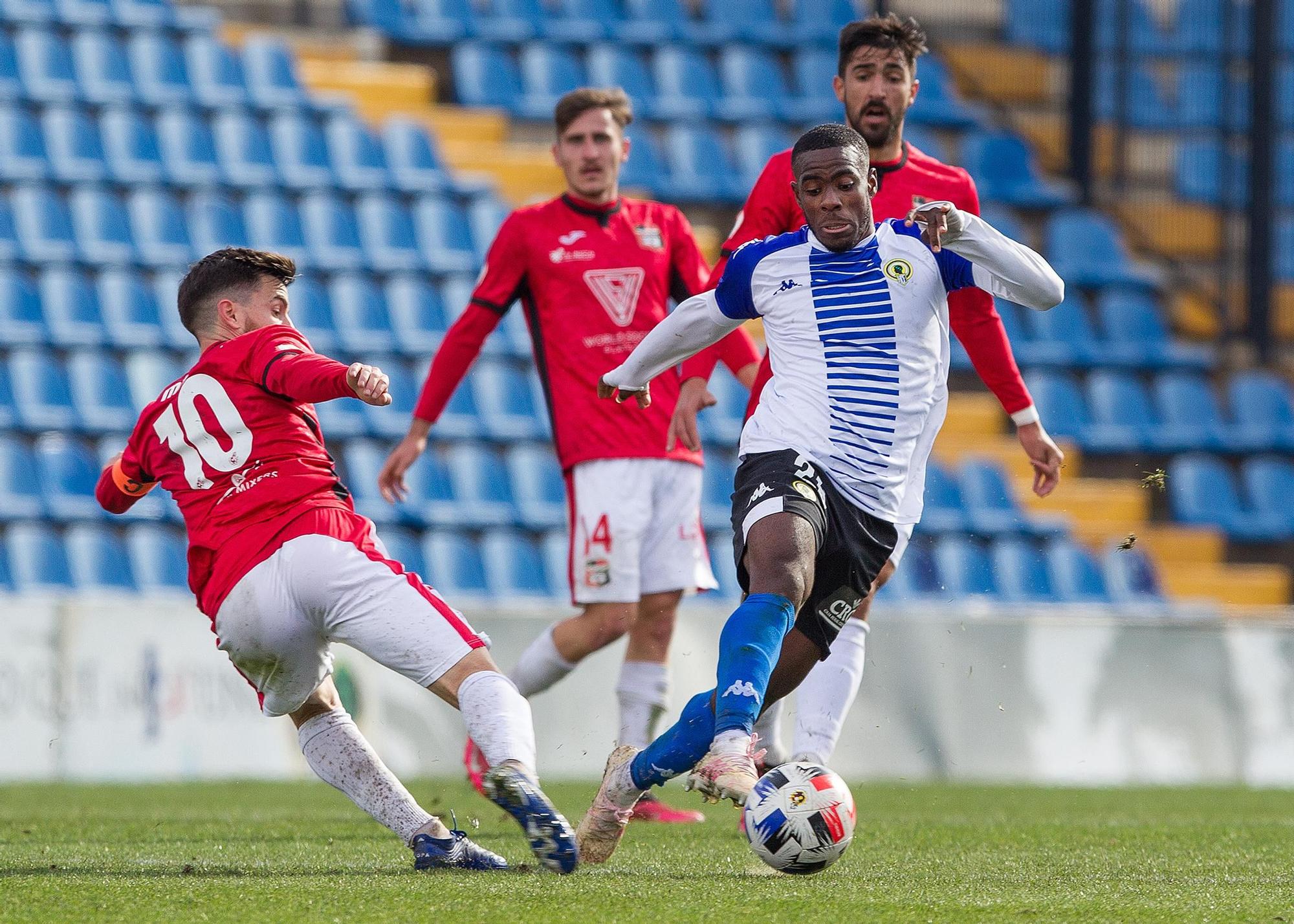 El Hércules vence a La Nucía por 3-1