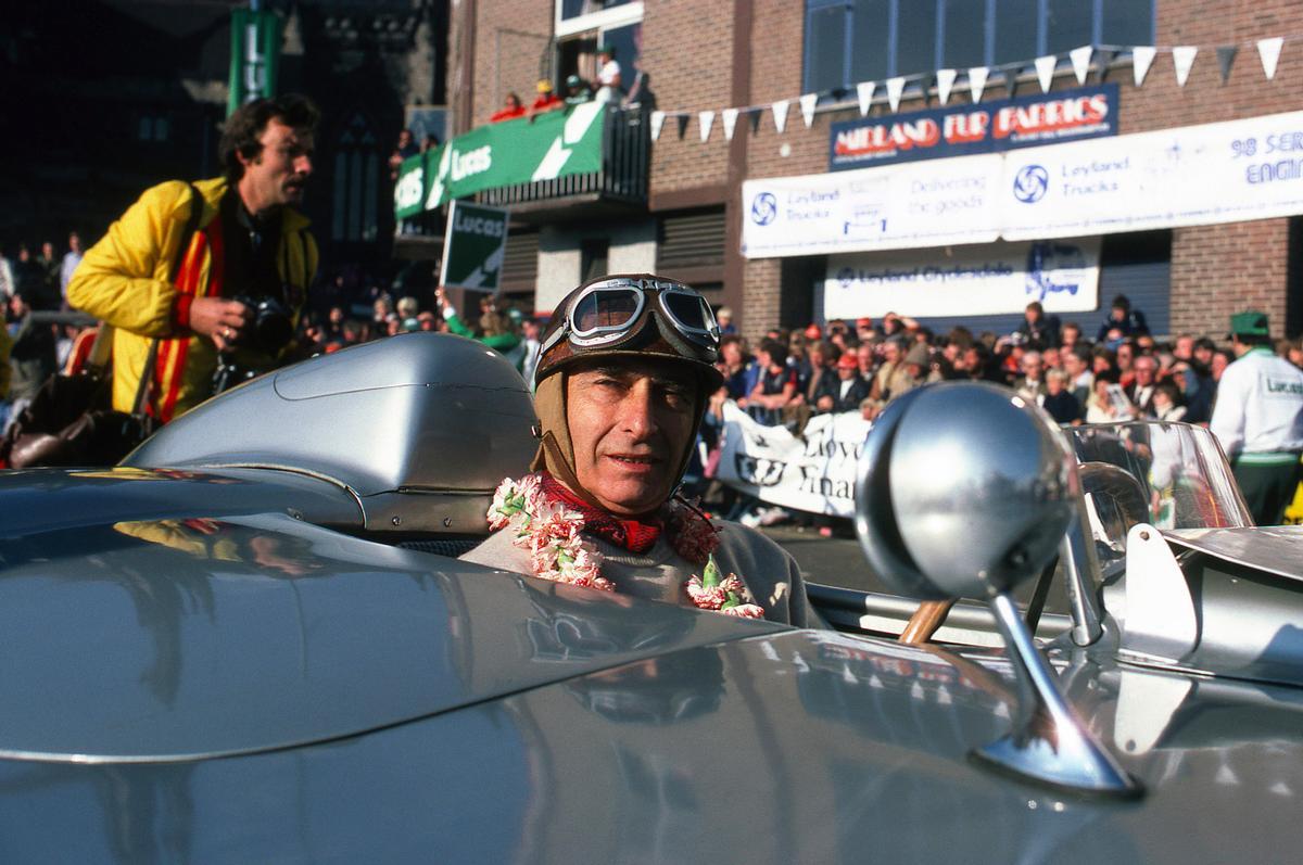 Juan Manuel Fangio es el campeón del mundo más veterano de la historia