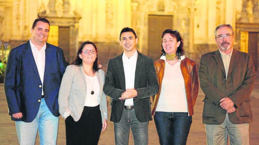 UPyD se presenta en el imafronte de la Catedral