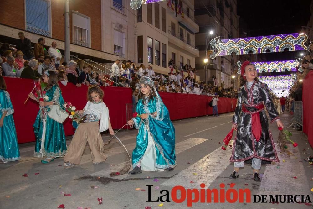 Desfile día 4 de mayo en Caravaca (Bando Moro paso