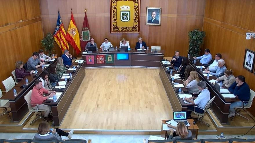 La petición del popular César Sánchez de cambiar los plenos de día en Calp acaba en los tribunales