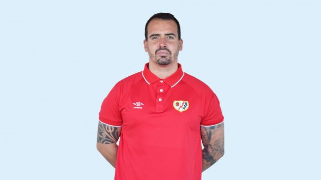 Carlos Santiso, entrenador del Rayo Vallecano femenino