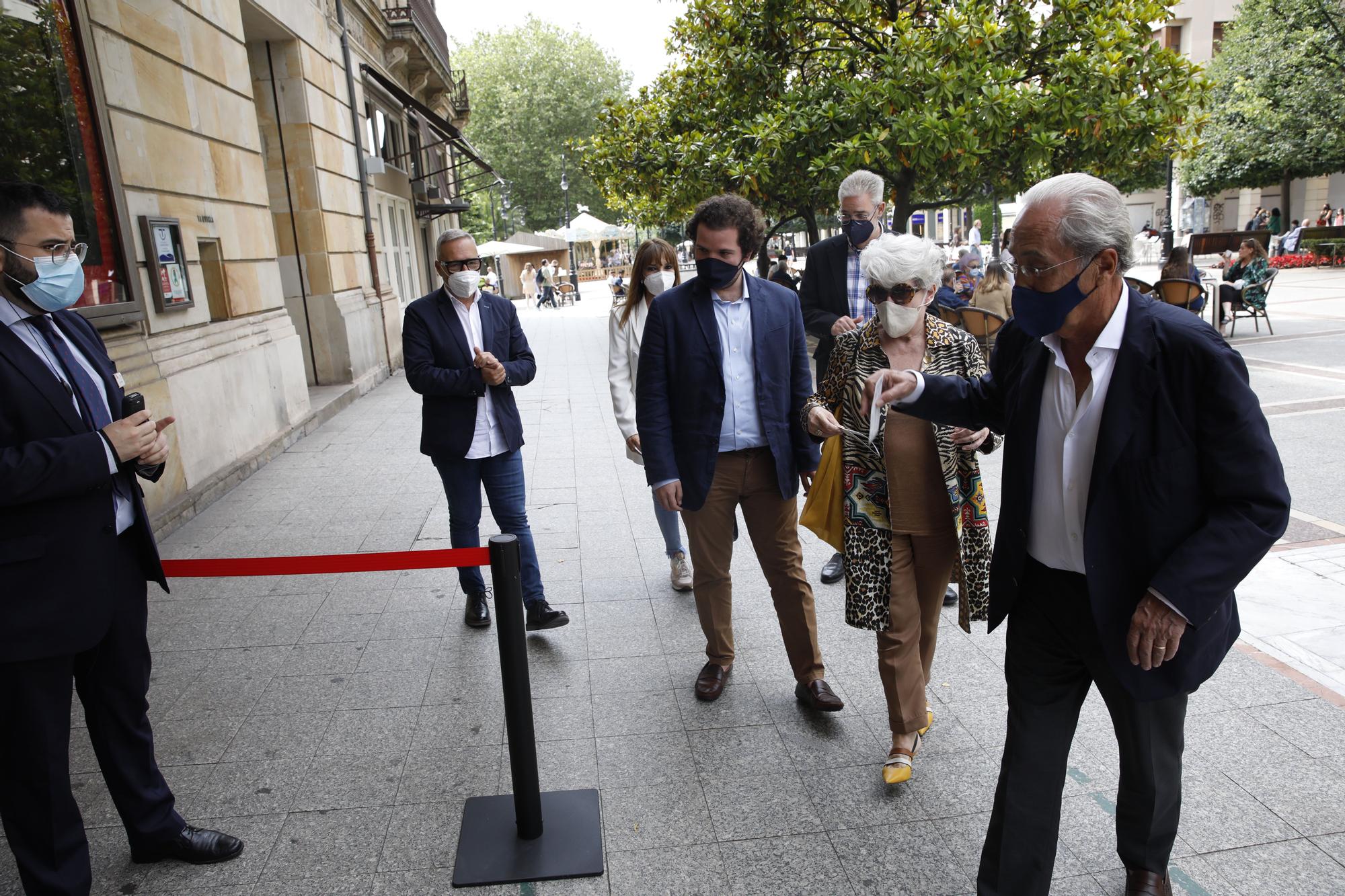 Acto de homenaje a Arturo Fernández en el Jovellanos