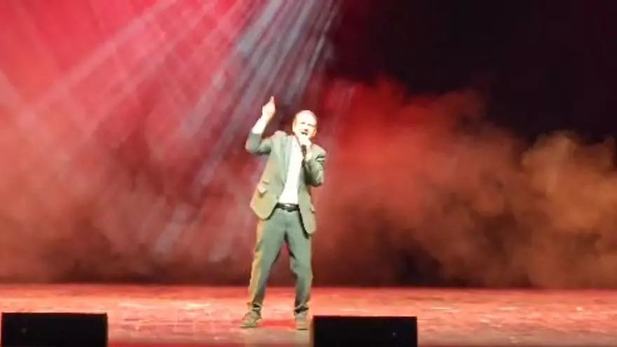 Abel Caballero saca los pasos prohibidos en el Vigo Dance Festival