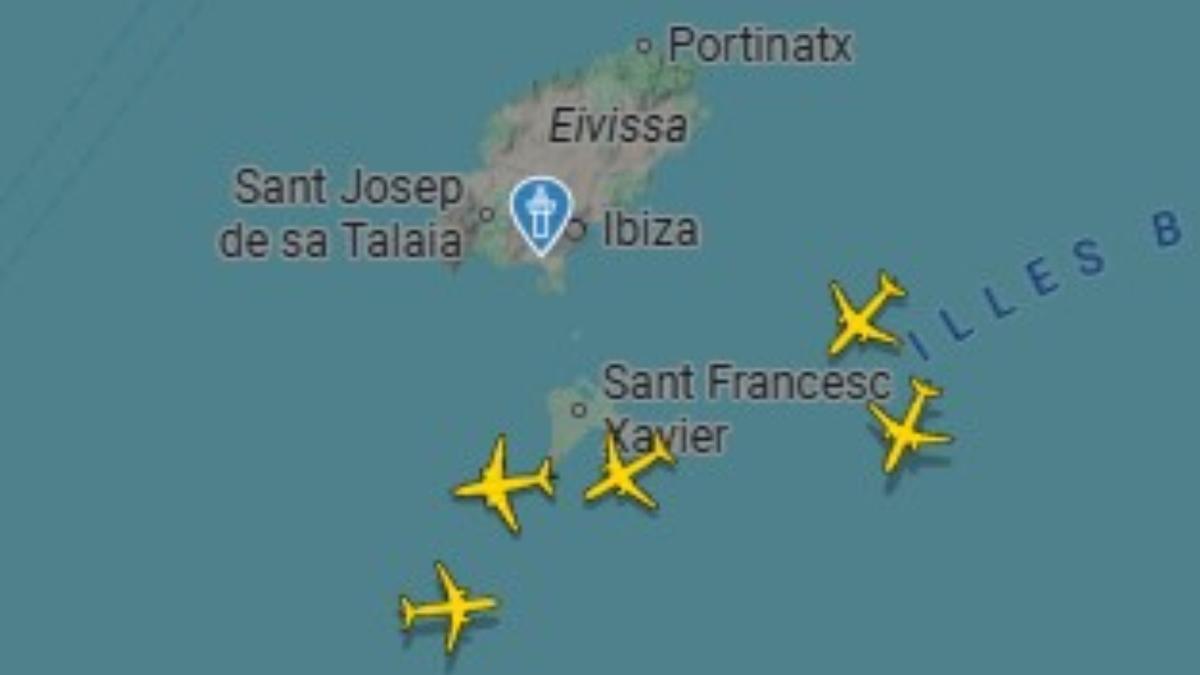 Aviones intenando aterrizar hoy en IBiza