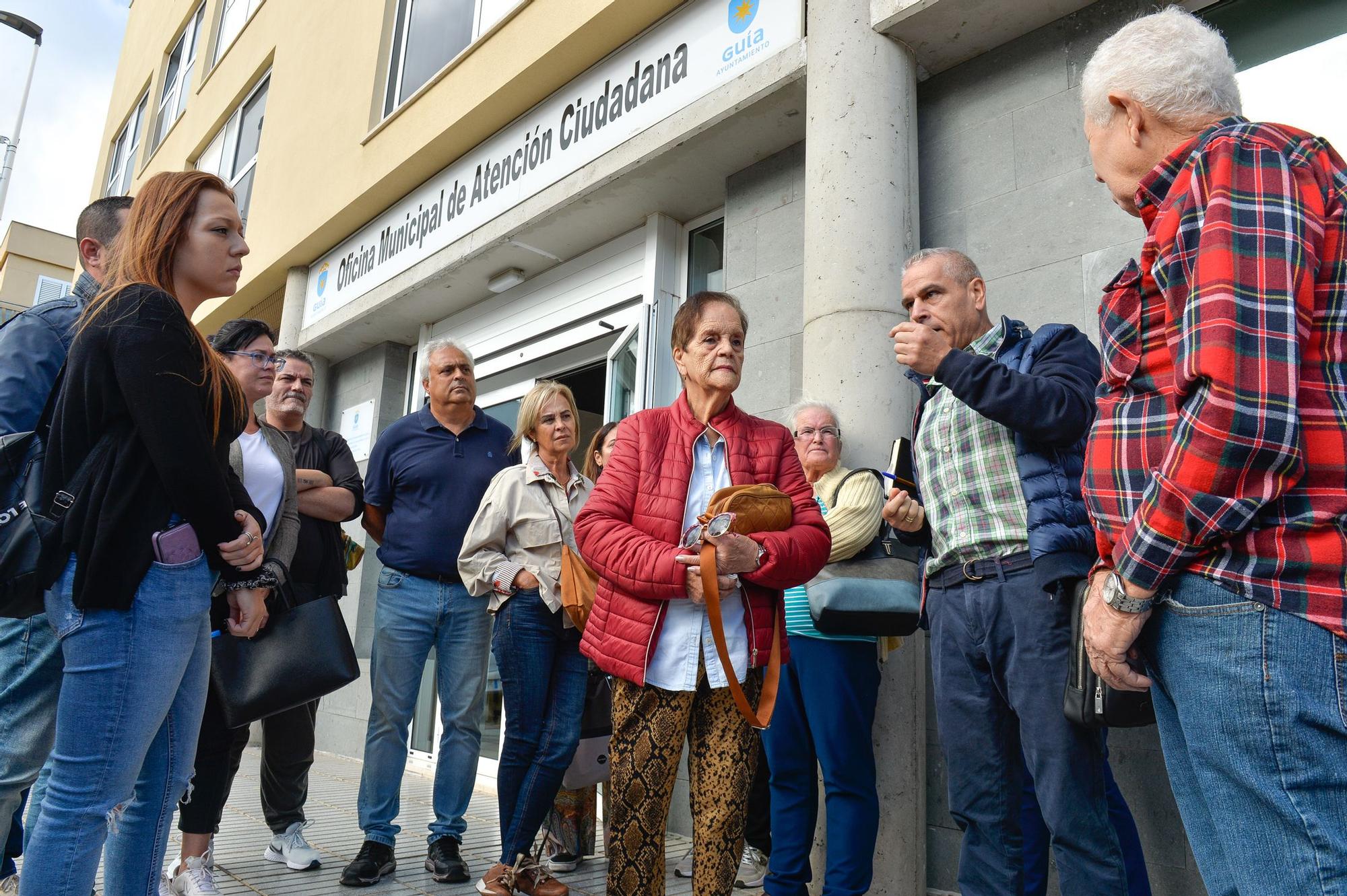 Concetración de afectados por el traslado de la residencia de mayores Tarazona