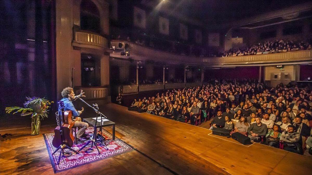 Nando Reis, en el Casino L'Aliança de Poble Nou