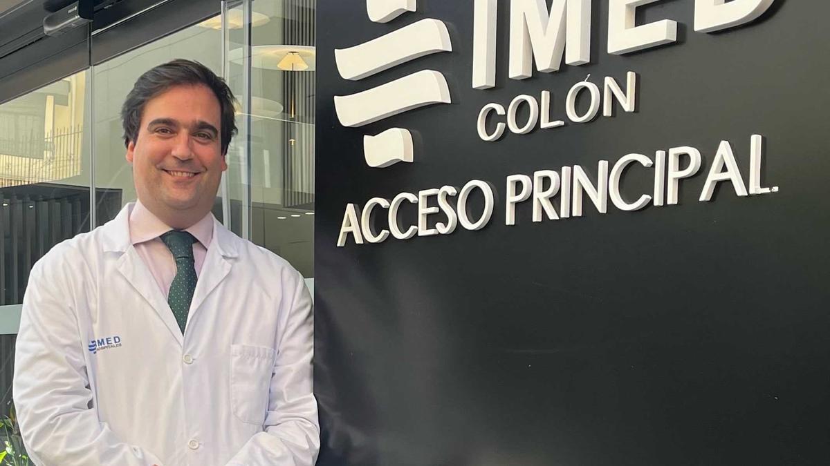 El doctor José María Lamo de Espinosa, nuevo jefe de la Unidad de Traumatología y Cirugía Ortopédica de IMED Colón.
