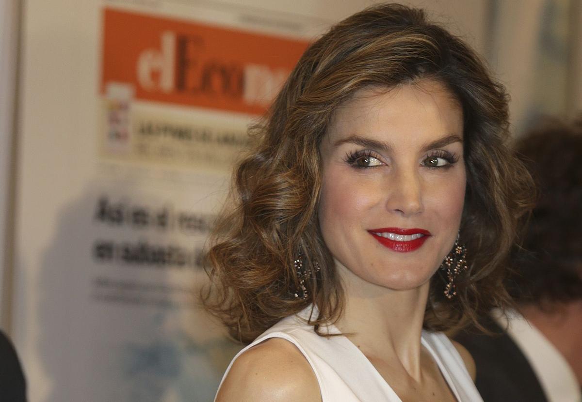 Letizia Ortiz con pendientes de Zara