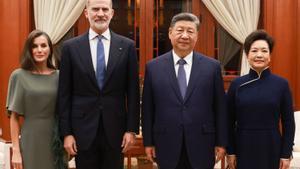Xi rep el Rei amb honors i defensa l’aliança "constructiva" amb Espanya