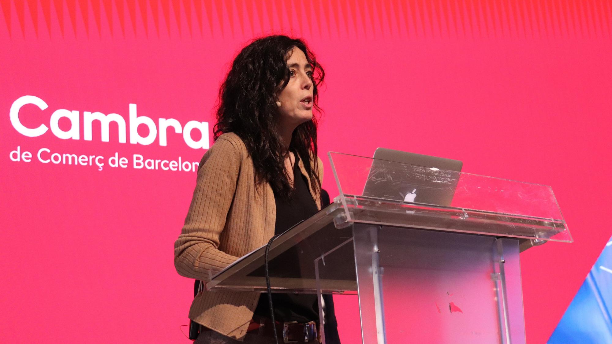 La presidenta de la Cambra de Comerç de Barcelona, Mònica Roca, en una roda de premsa de la Llotja de Mar