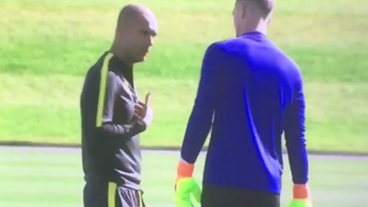 Guardiola y Hart hablaron en el entrenamiento