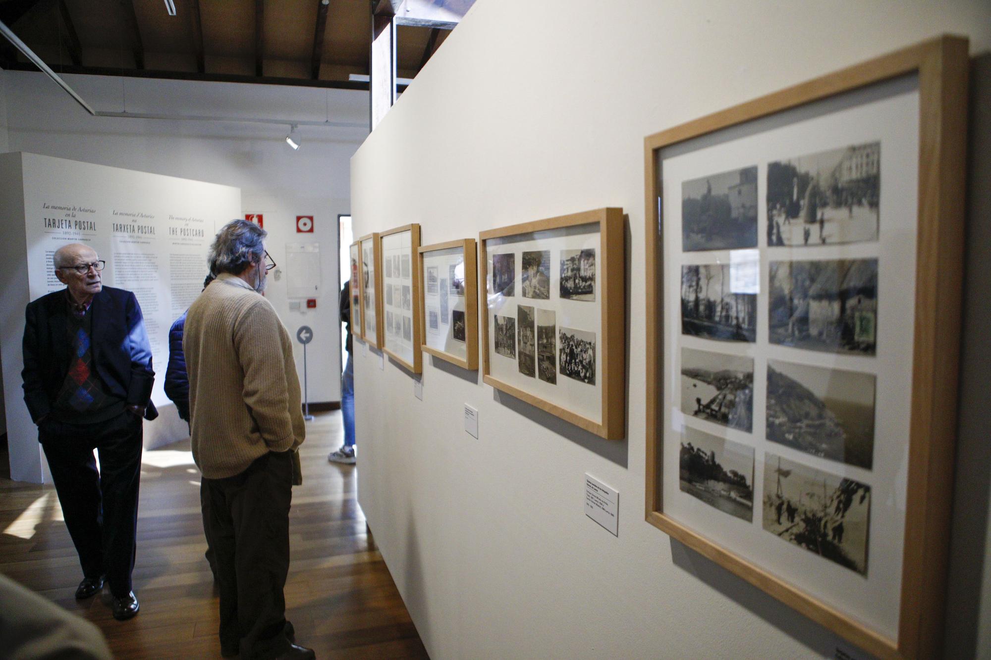 En imágenes: La colección postal de Martín Carrasco llega al Pueblu d’Asturies