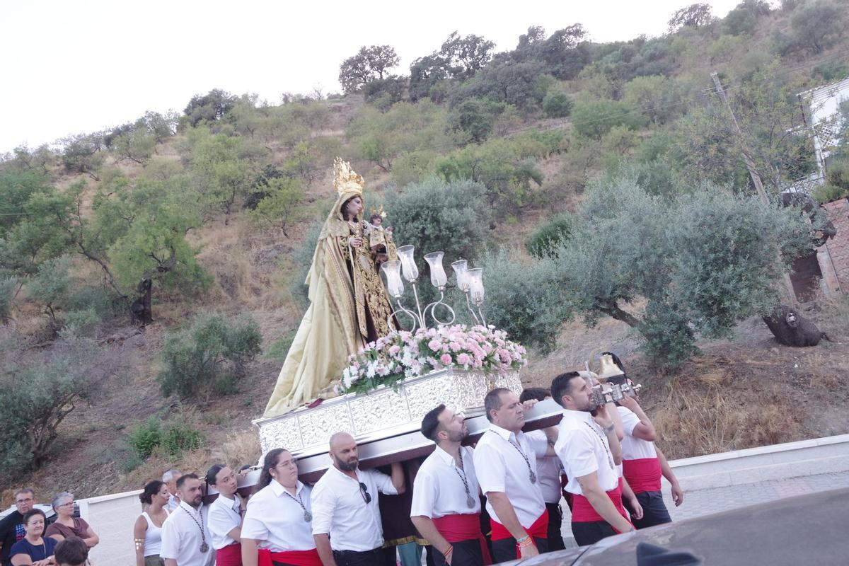 Traslado de la Virgen del Carmen de Olías a la Iglesia de San Vicente Ferrer