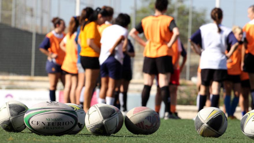 Jornadas de tecnificación de rugby femenino en la UMA