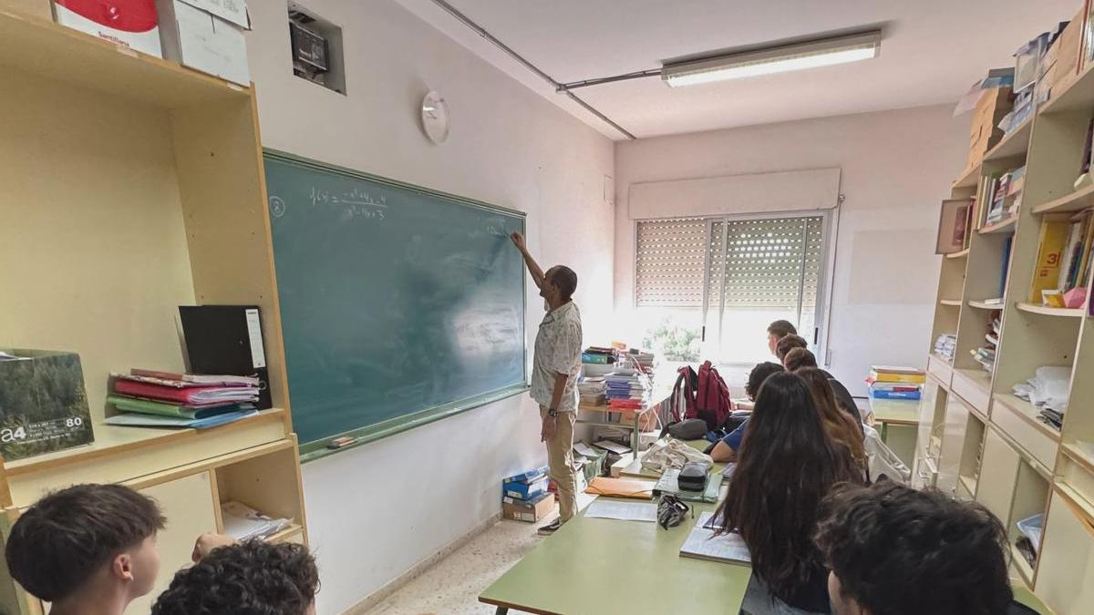 Los profesores de Alicante salen a la calle a protestar por mejoras en Educación