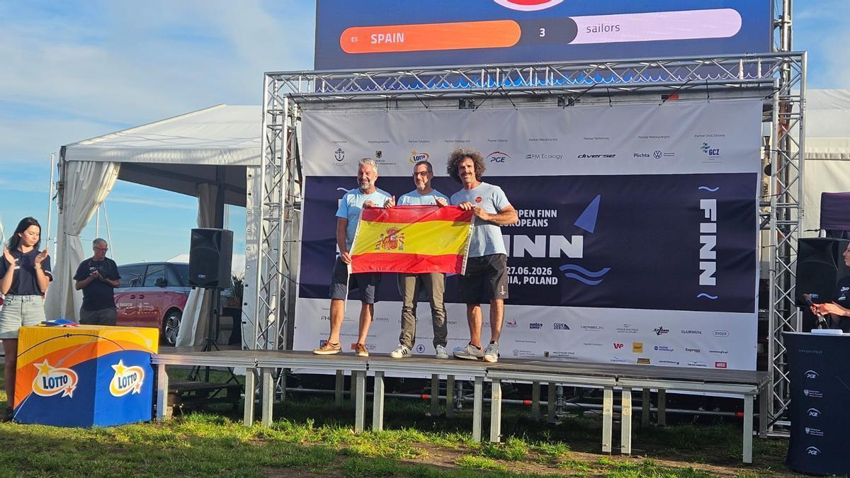 Adrián Bedoya, mejor clasificado del Club Náutico Ibiza en el Europeo disputado en Polonia.