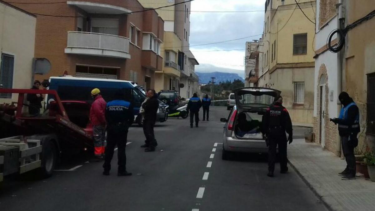 Operación de los Mossos en Amposta.