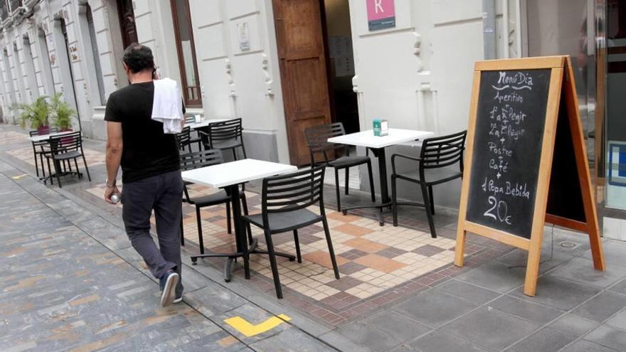 Comienzan a pintar los límites de las terrazas de hostelería