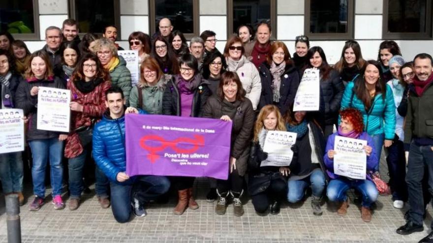 Treballadores i treballadors del Consell Comarcal, fent una aturada.