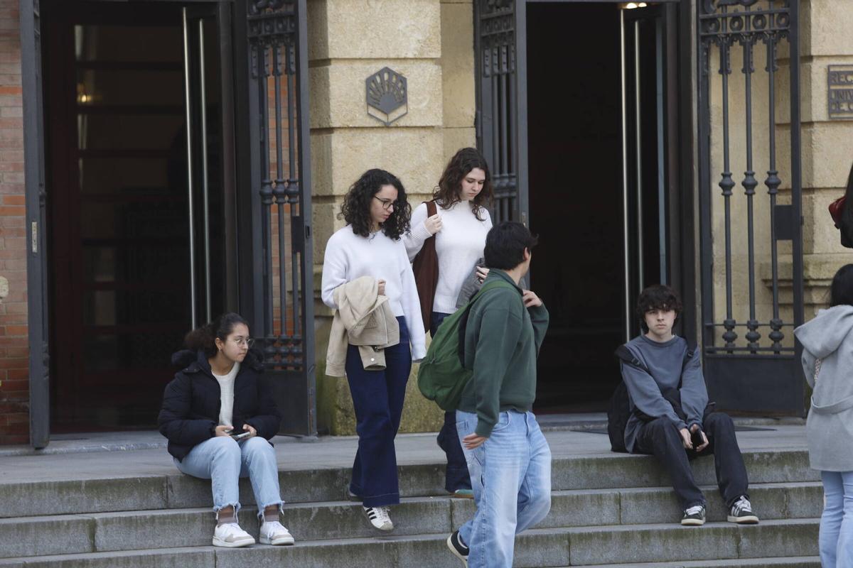 Uco Grados feminizados